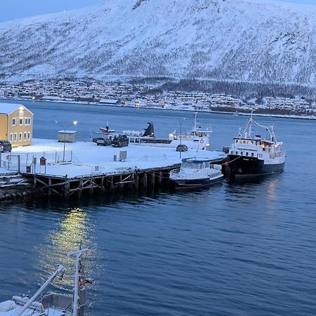 Norwegian Fjord Explorer Line Tromsø Buitenkant foto