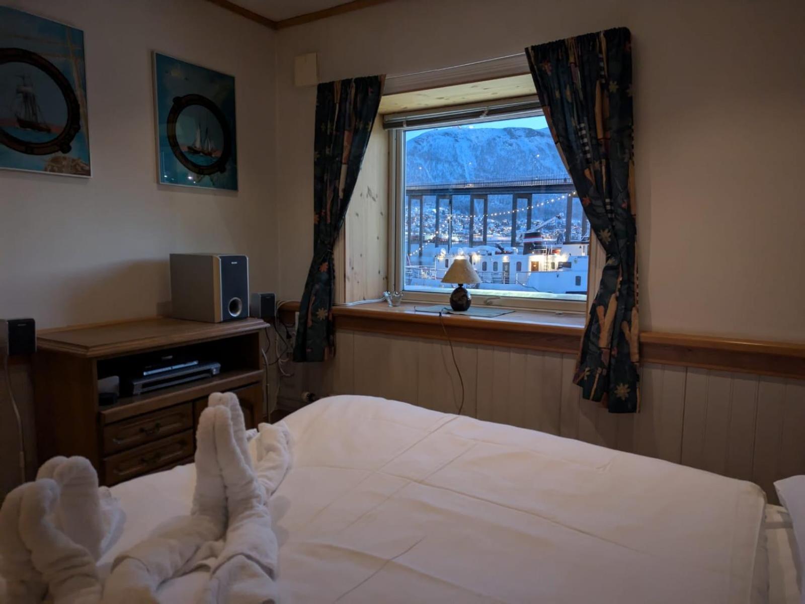 Norwegian Fjord Explorer Line Tromsø Buitenkant foto
