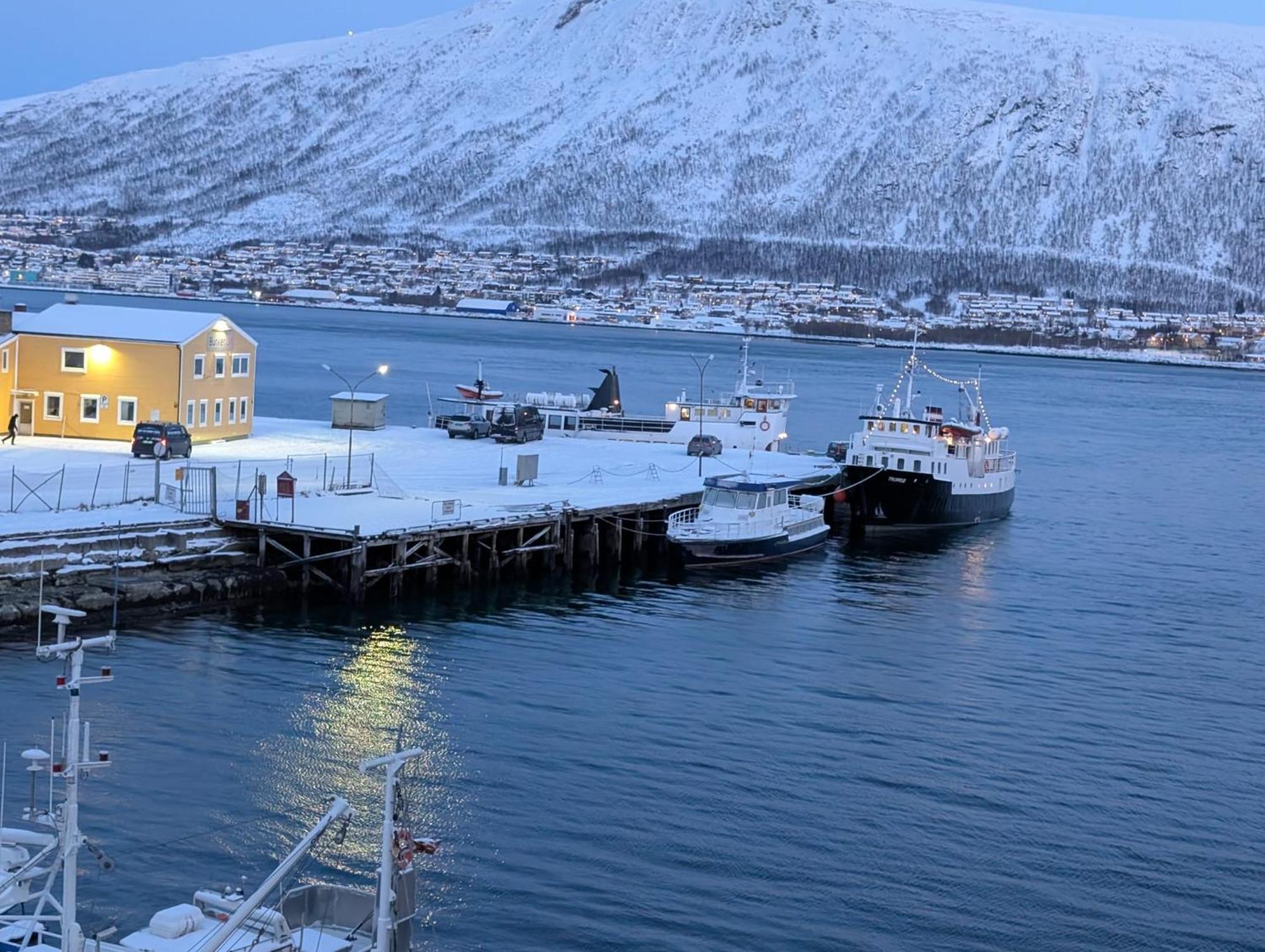 Norwegian Fjord Explorer Line Tromsø Buitenkant foto